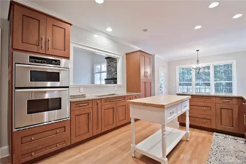 New Gas Range will be installed in Kitchen!
