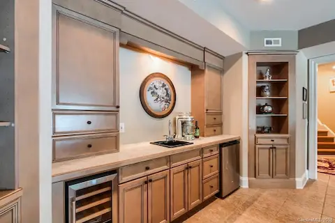 Basement Wet-bar! Wine Fridge and Beverage fridge!