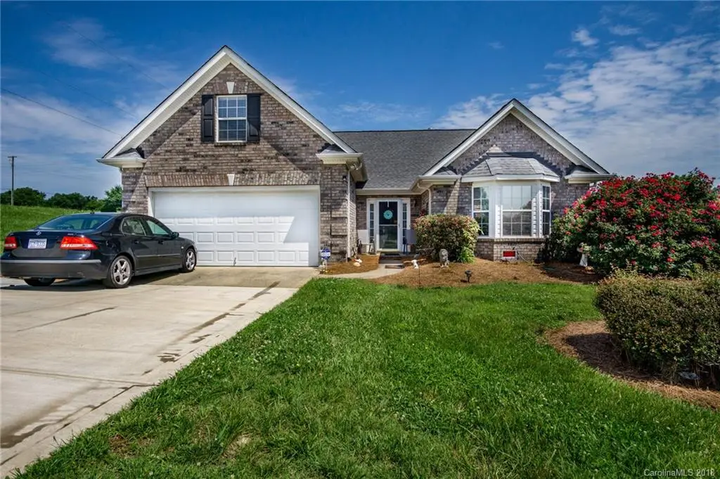 3107 Roberta Woods Drive, Concord, NC