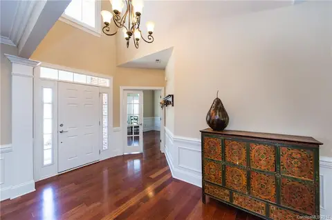 Stunning hardwood floors throughout main level! Beautiful molding in the foyer, office and dining room!