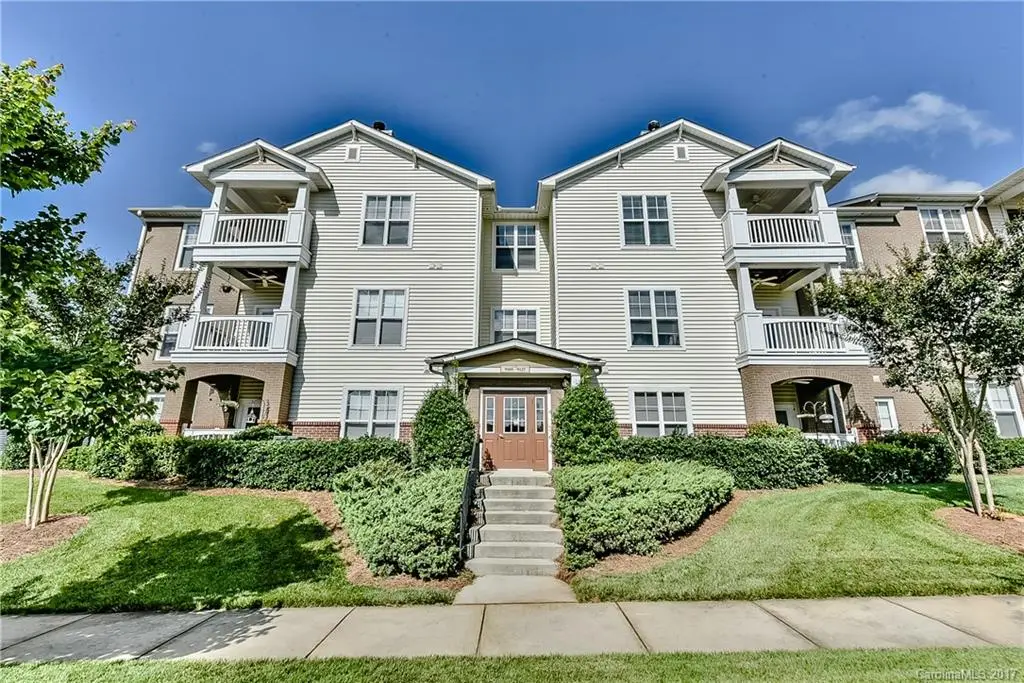 9123 McDowell Creek Court #., Cornelius, NC