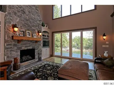 Great Room - Spectacular views of the Lake!