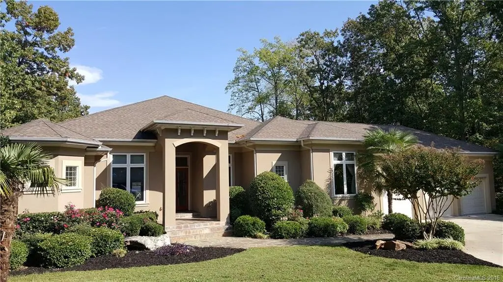 16430 Belle Isle Drive, Cornelius, NC