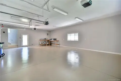 Pristine 3 car garage