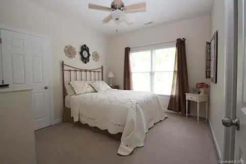 Bedroom 4 with access to jack and jill bath.