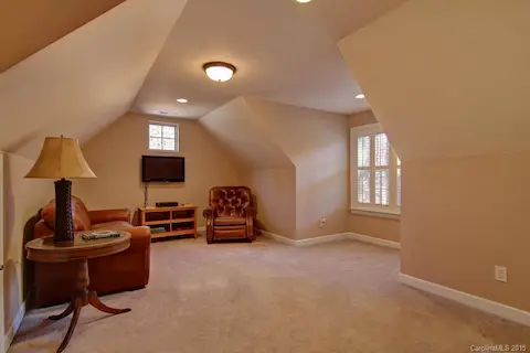 Bonus Room
