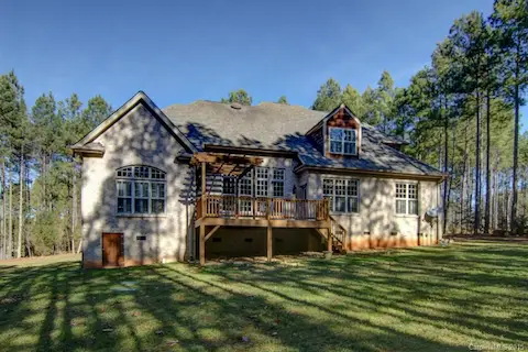 Exterior - Back