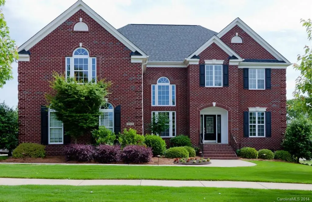 3712 Halcyon Drive, Huntersville, NC
