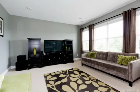 Master Sitting Area