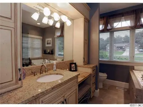 Bathroom - Master Bath