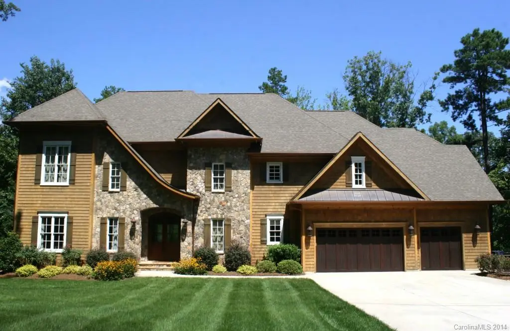 13811 Island Drive, Huntersville, NC