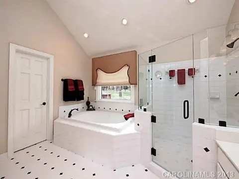 Bathroom - Master Bath