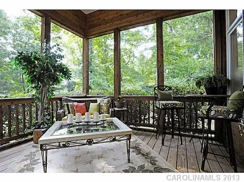 Porch - Screened