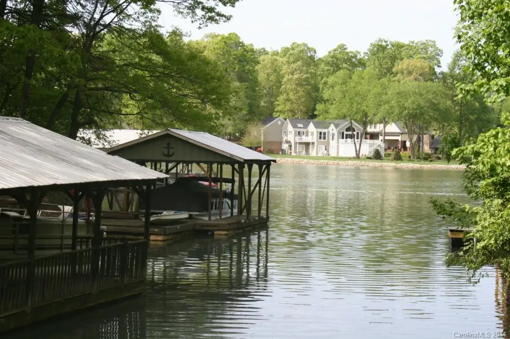 4684 N Lake Shore Road, Denver, NC