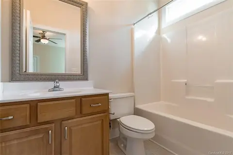Bedroom 4 Bathroom