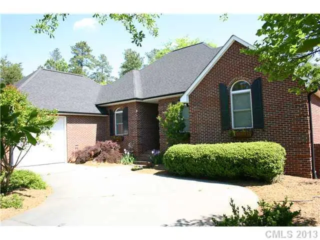 7975 Bay Pointe Drive, Denver, NC