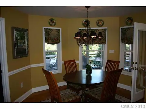 Breakfast - Breaksfast Nook Adjacent To Sunroom/Playroom
