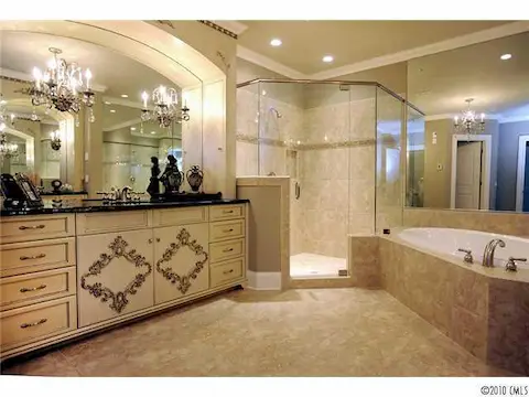 Bathroom - Master Bath
