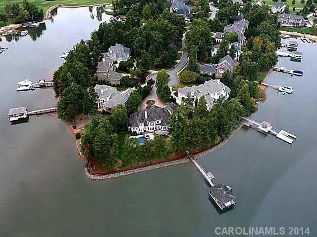 18402 Peninsula Cove Lane, Cornelius, NC