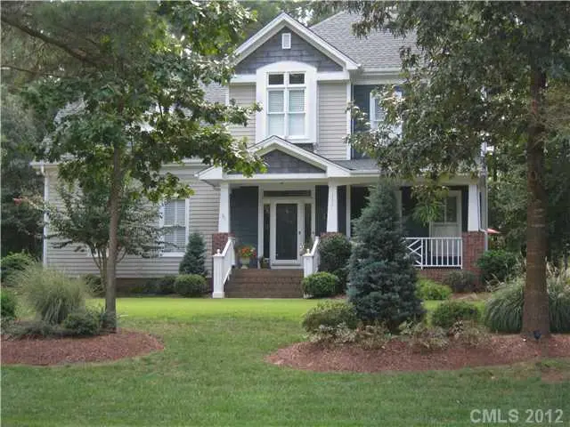 333 Bay Harbour Road, Mooresville, NC