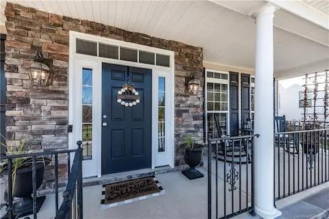 Beautiful Farmer's Porch....