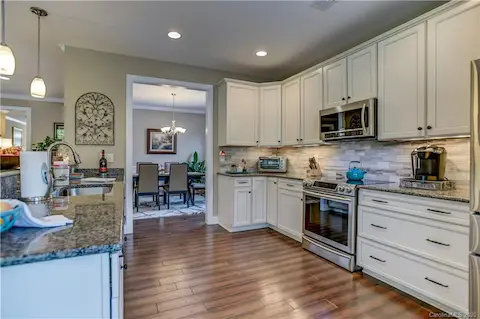 Spacious bright kitchen
