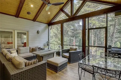 Just simply stunning screened porch overlooking Lake Norman!