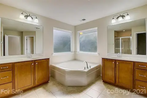 Master bath