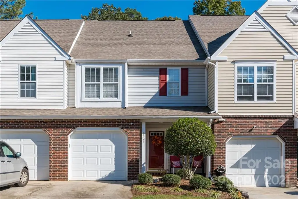 9021 Scotch Heather Way, Charlotte, NC