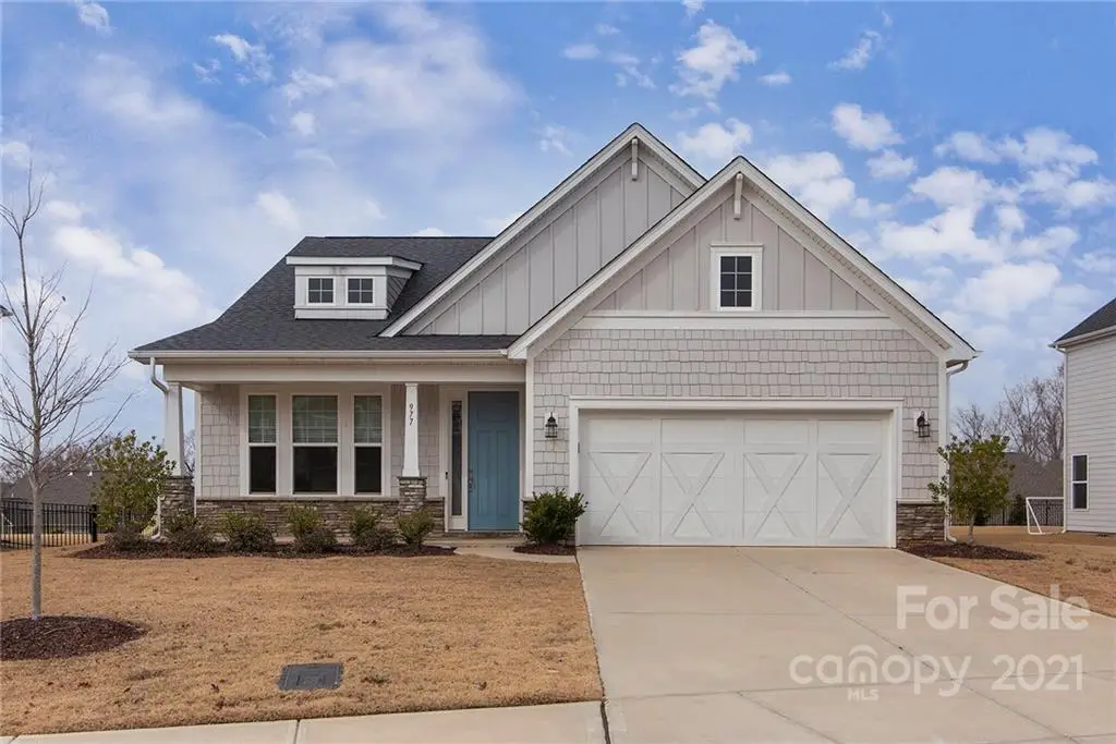 977 Bellegray Lane, Concord, NC