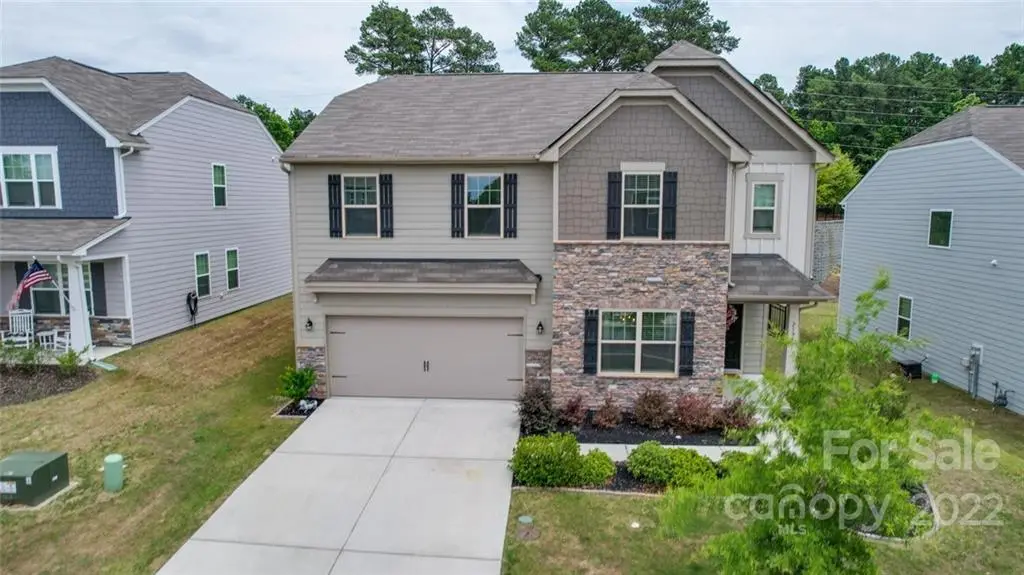 2194 Killian Creek Drive, Denver, NC