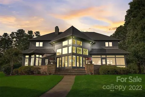 16404 Pinwhenny Road, Cornelius, NC