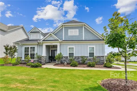 Front view with side walk.