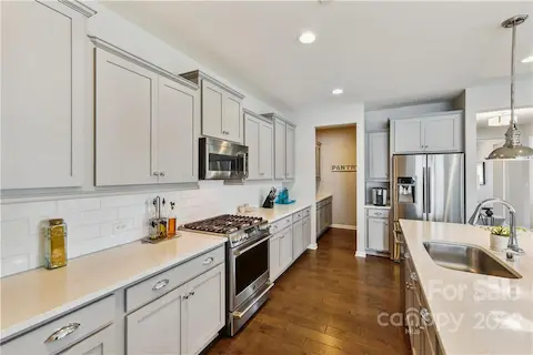 Kitchen and Butlers Pantry.