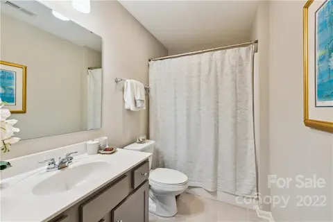 3rd bathroom upstairs.
