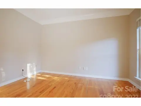 Spacious secondary bedroom