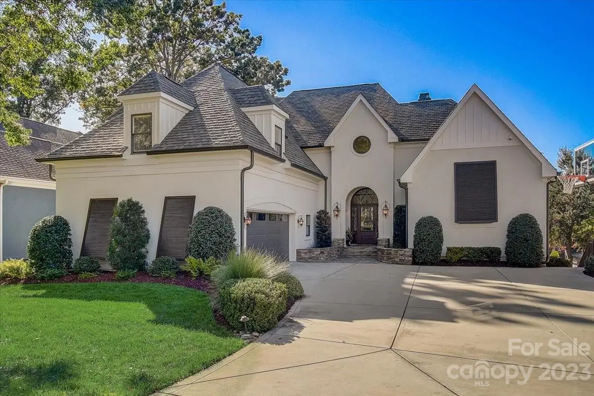 19241 Hidden Cove Lane, Cornelius, NC
