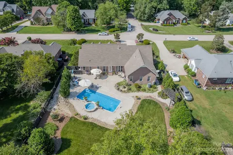 Your backyard resort!  The pics do not do it justice!