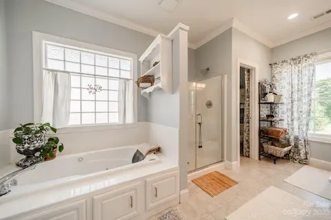 Primary bath