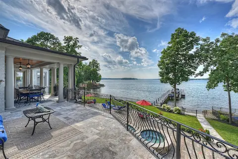 Beautiful Silver Travertine Main Floor Terrace