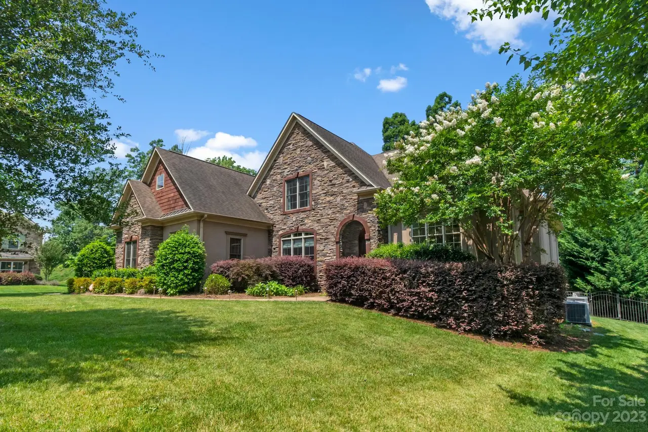 251 Treetops Drive, Stanley, NC