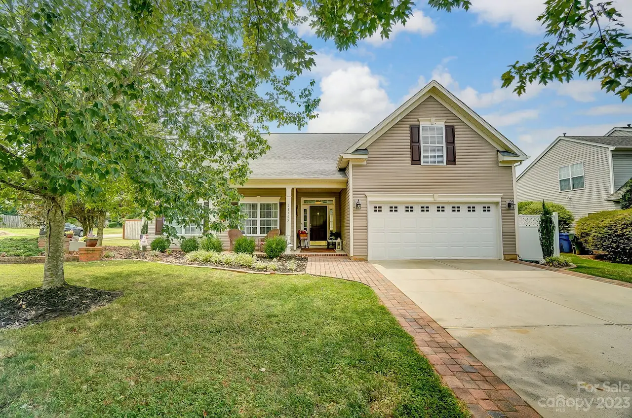 21705 Torrence Chapel Road, Cornelius, NC