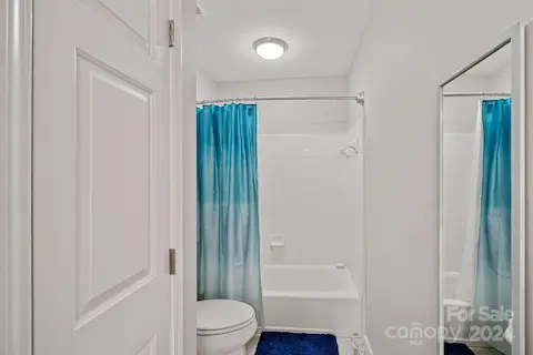 Jack and Jill Bath