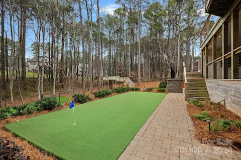 Putting Green