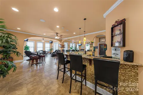 rand entertaining room