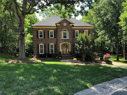 11106 Sir Francis Drake Drive, Charlotte, NC