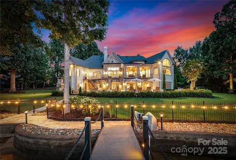 148 Lightship Drive, Mooresville, NC