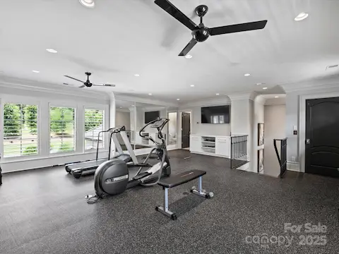 Upper Level Gym with Full Bath