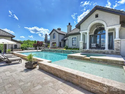 Backyard Private Oasis