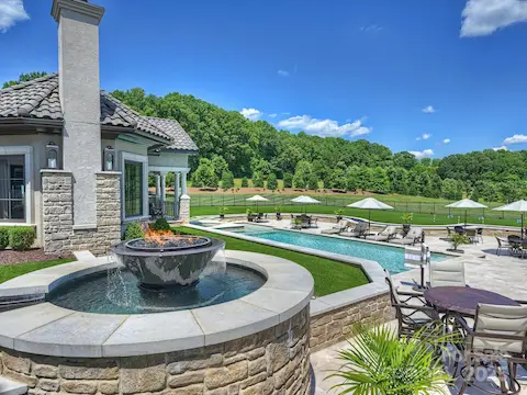 Backyard Private Oasis